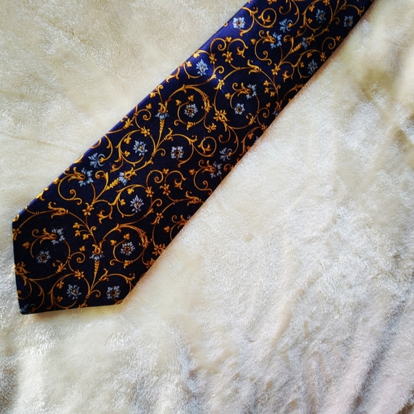 Yves Saint Laurent Vintage Tie - Picture 6 of 9